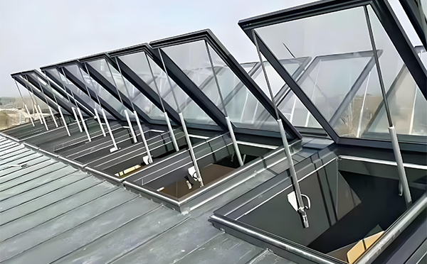 新源消防排烟窗