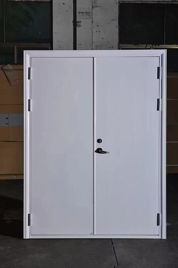 酒店项目完成公共区域新源防火门布设